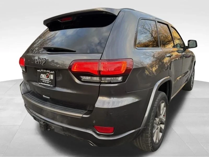 2017 Jeep WK2 Grand Cherokee - Image 7 of 12