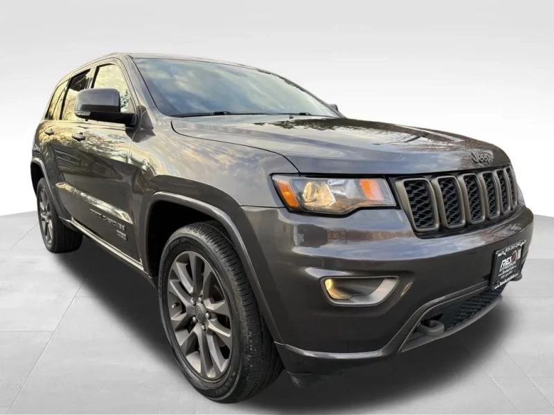 2017 Jeep WK2 Grand Cherokee - Image 9 of 12