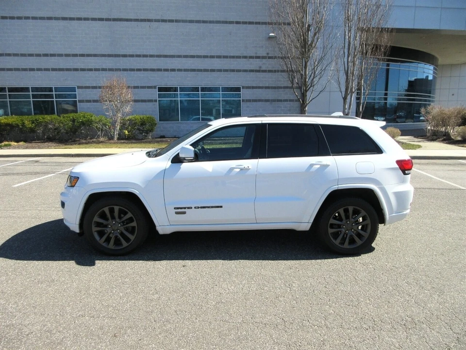 2017 Jeep WK2 Grand Cherokee - Image 9 of 21