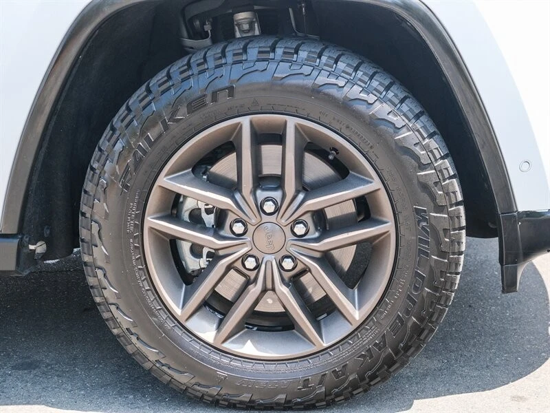 2017 Jeep KL Cherokee - Image 11 of 21