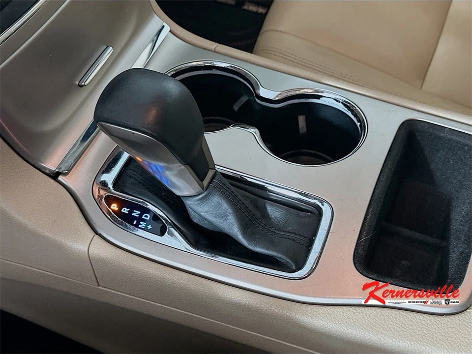 2017 Jeep KL Cherokee - Image 16 of 21