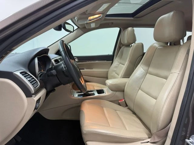 2017 Jeep Grand Cherokee - Image 13 of 31