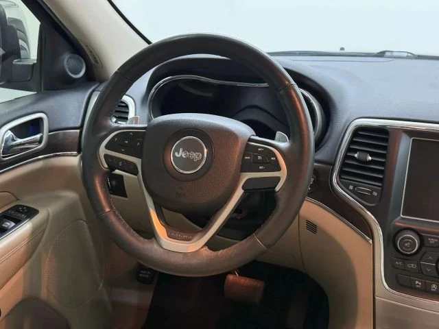 2017 Jeep Grand Cherokee - Image 18 of 31