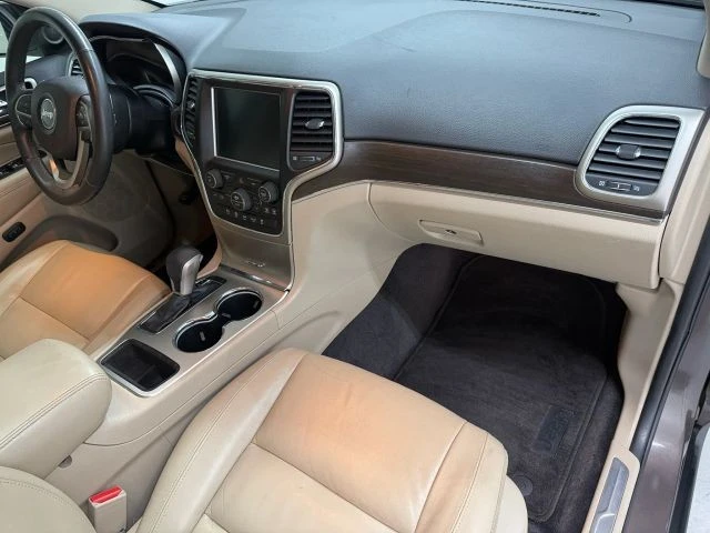 2017 Jeep Grand Cherokee - Image 11 of 31