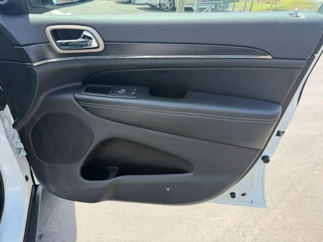 2017 Jeep WK2 Grand Cherokee - Image 27 of 31