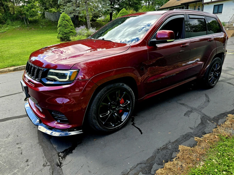 2017 Jeep WK2 Grand Cherokee SRT - Image 9 of 21