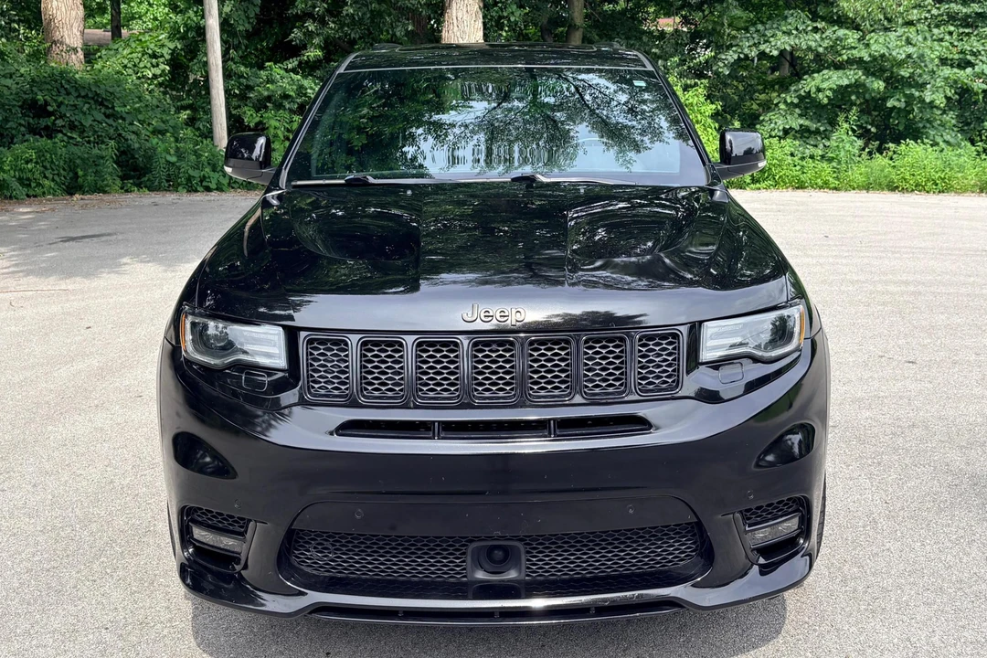 2017 Jeep WK2 Grand Cherokee SRT - Image 2 of 31