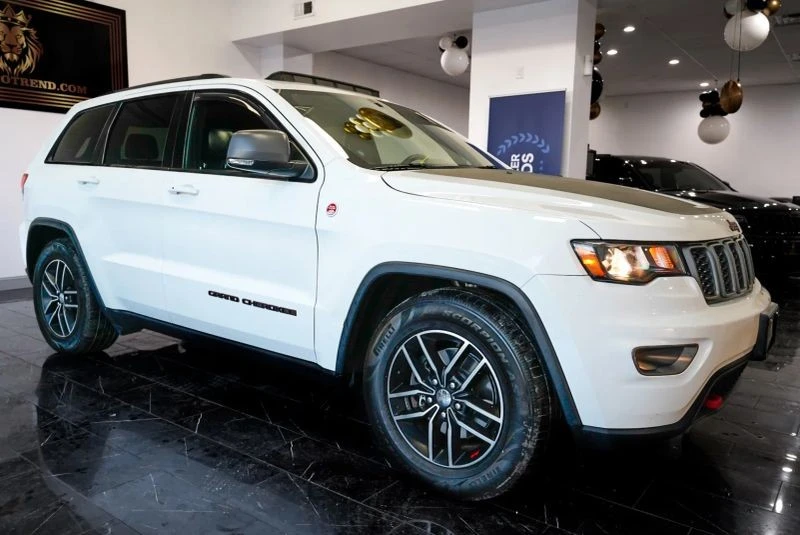 2017 Jeep WK2 Grand Cherokee - Image 4 of 12