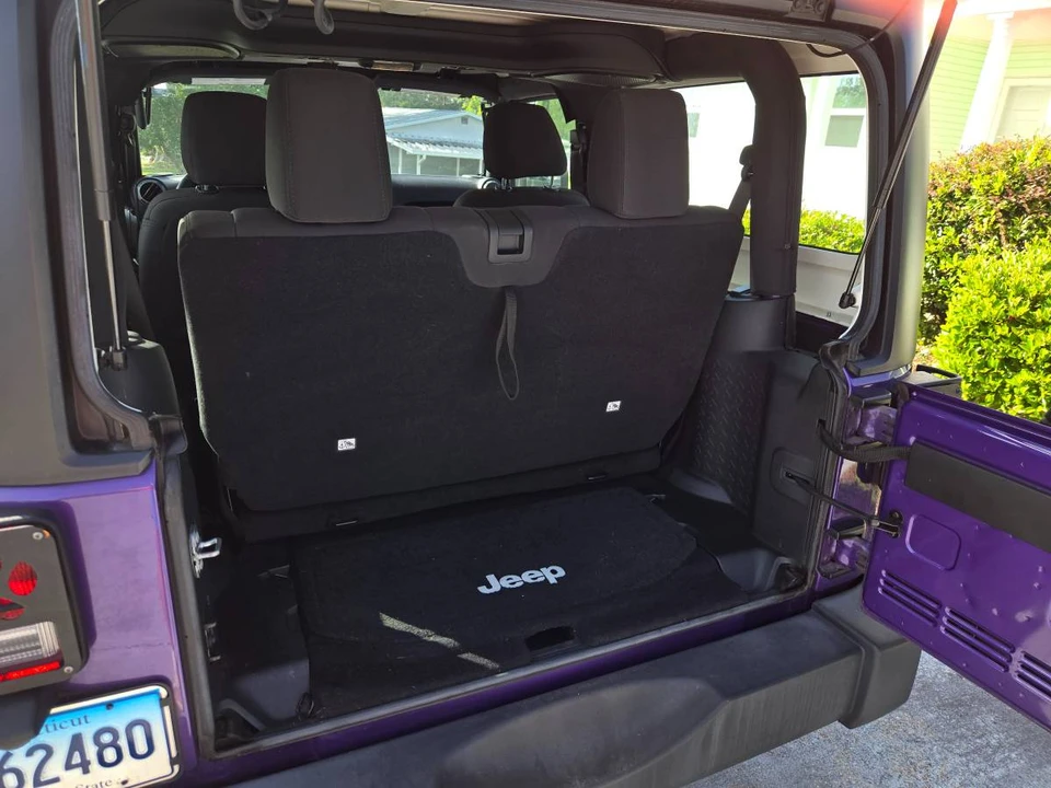 2017 Jeep JK Wrangler - Image 2 of 9