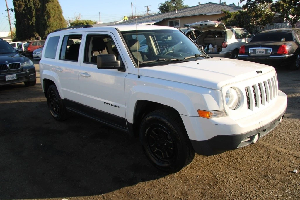 2017 Jeep Patriot - Image 2 of 21