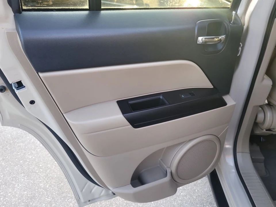 2017 Jeep Patriot - Image 9 of 12