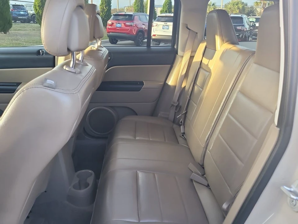 2017 Jeep Patriot - Image 11 of 12