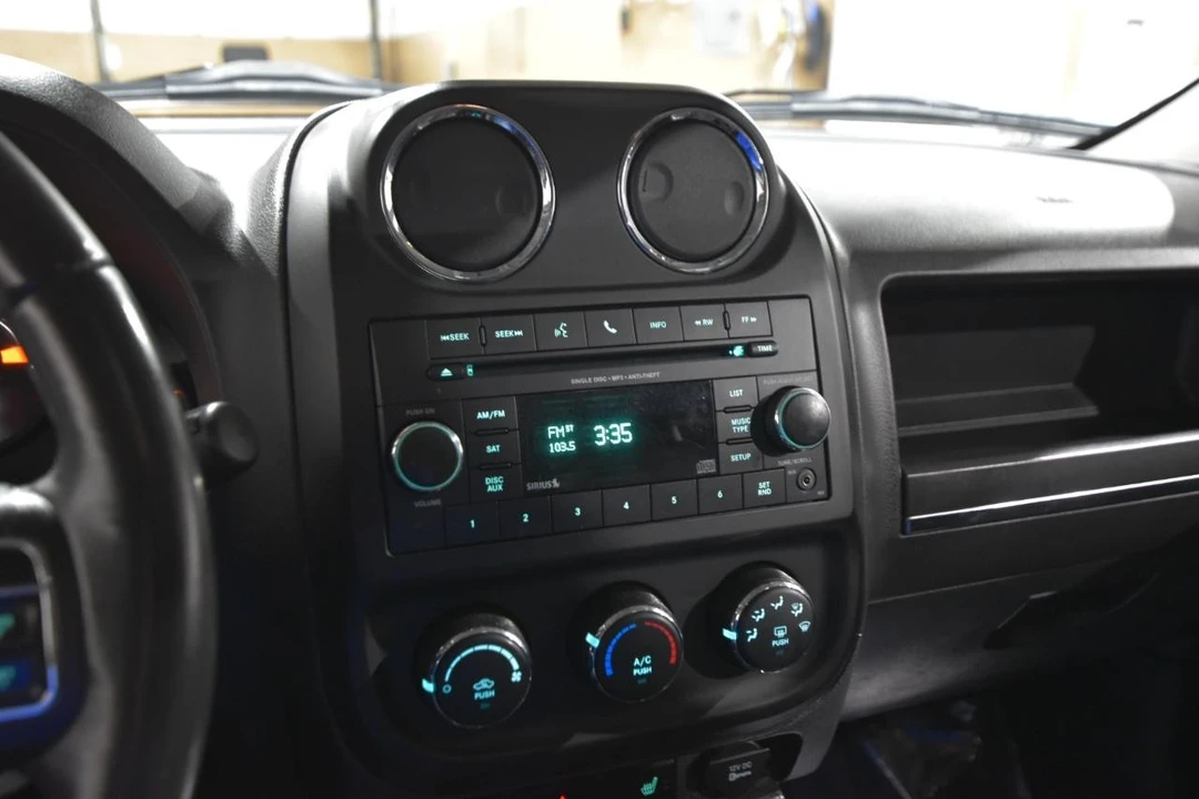 2017 Jeep Patriot - Image 17 of 21