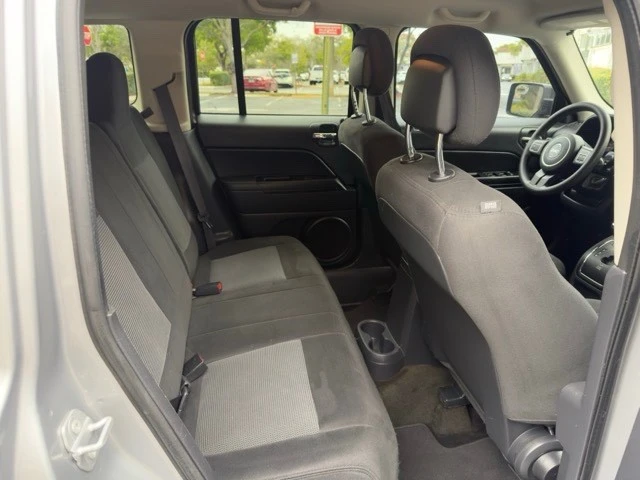 2017 Jeep Patriot - Image 7 of 10