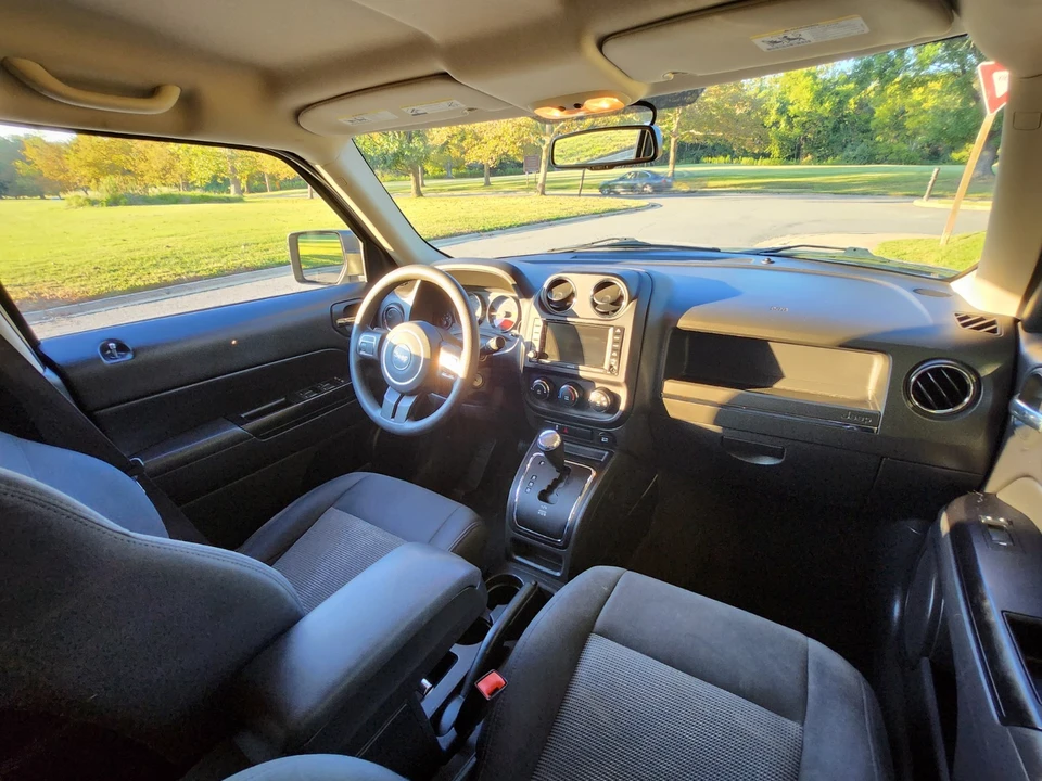 2017 Jeep Patriot - Image 9 of 19