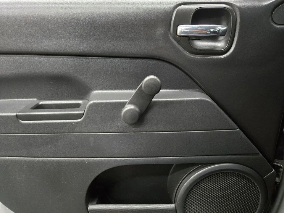 2017 Jeep Patriot - Image 13 of 18