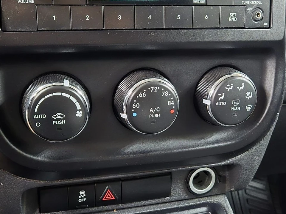 2017 Jeep Patriot - Image 17 of 18