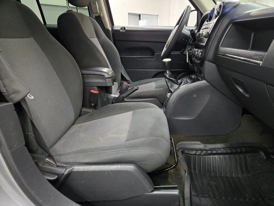 2017 Jeep Patriot - Image 11 of 18