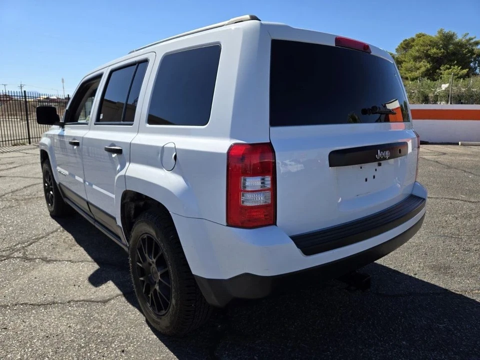 2017 Jeep Patriot - Image 2 of 19