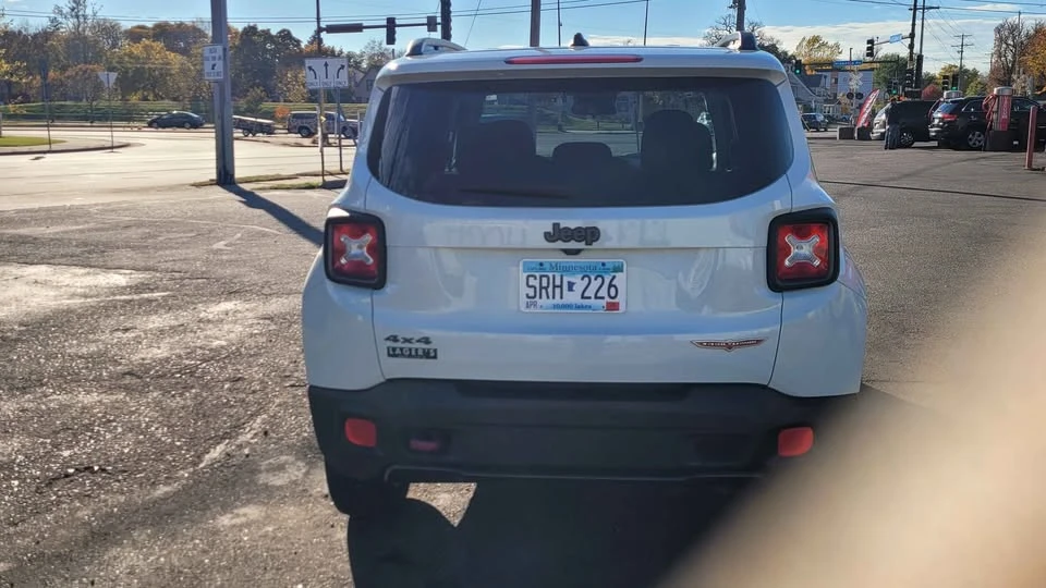 2017 Jeep Renegade - Image 4 of 8