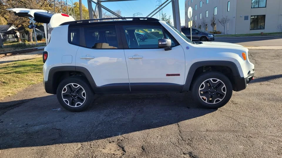 2017 Jeep Renegade - Image 3 of 8