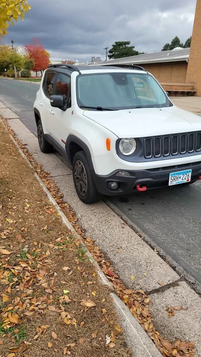 2017 Jeep Renegade - Image 7 of 8