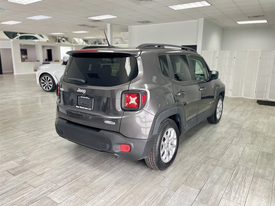 2017 Jeep Renegade - Image 5 of 19