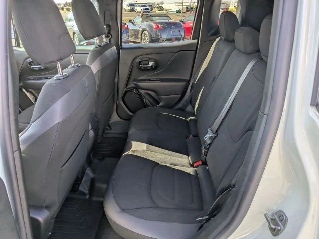 2017 Jeep Renegade - Image 19 of 21