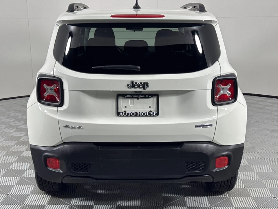 2017 Jeep Renegade - Image 6 of 12