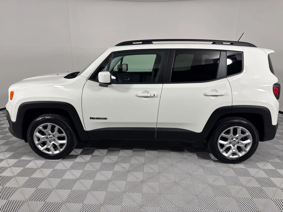 2017 Jeep Renegade - Image 9 of 12
