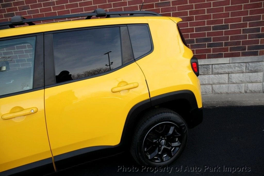 2017 Jeep Renegade - Image 7 of 12