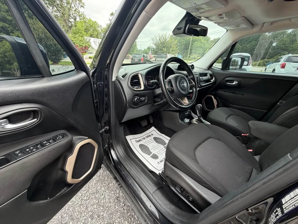 2017 Jeep Renegade - Image 10 of 15