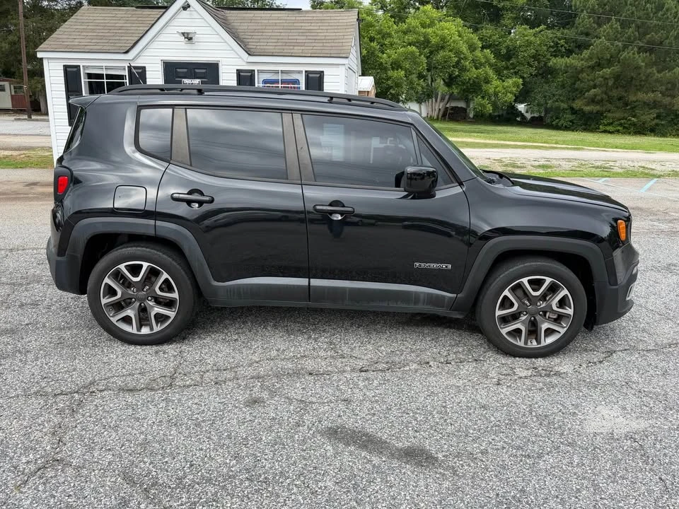 2017 Jeep Renegade - Image 6 of 15