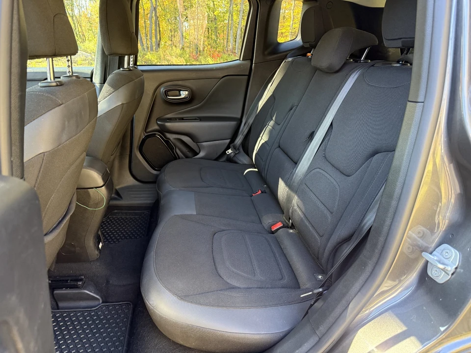 2017 Jeep Renegade - Image 14 of 20
