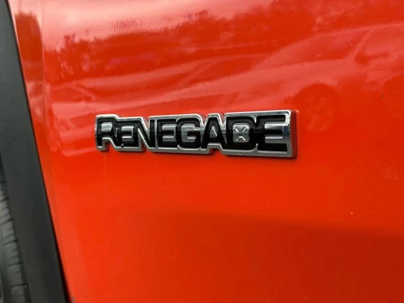 2017 Jeep Renegade - Image 5 of 12