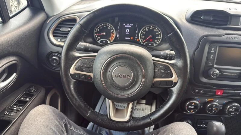 2017 Jeep Renegade - Image 10 of 12