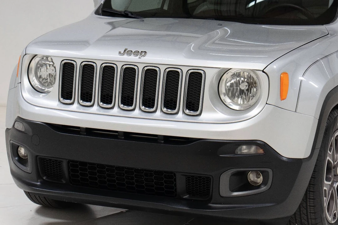 2017 Jeep Renegade - Image 10 of 12