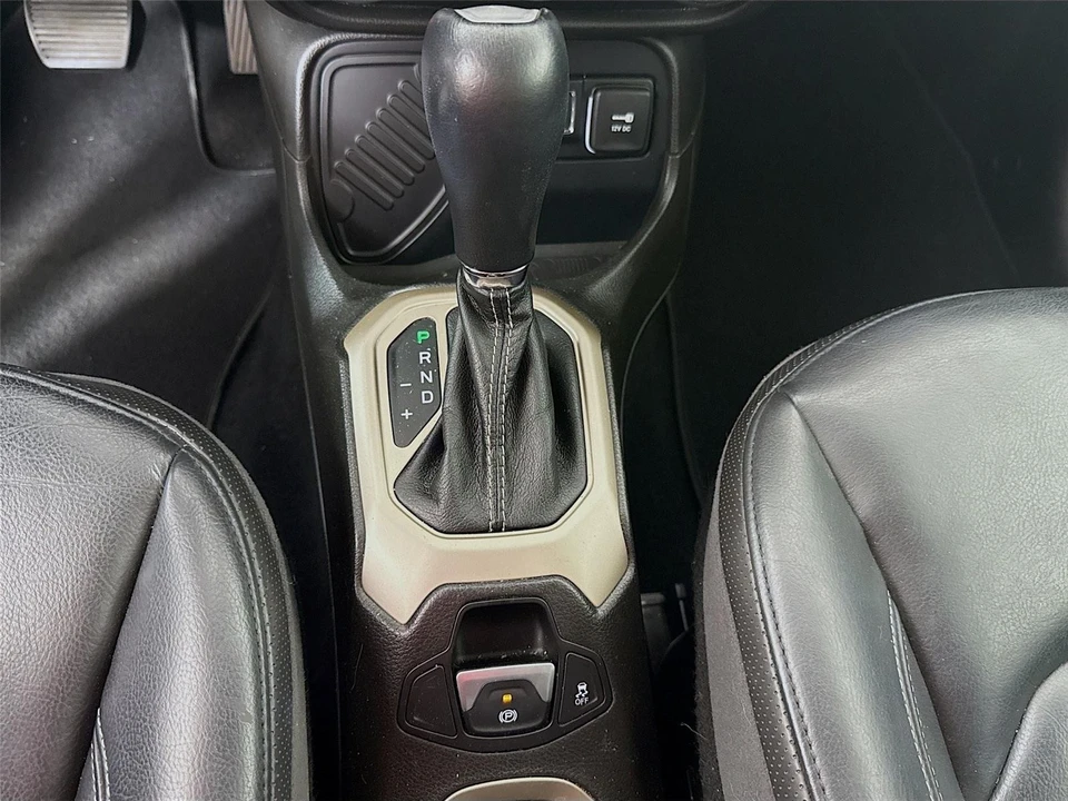 2017 Jeep Renegade - Image 15 of 31