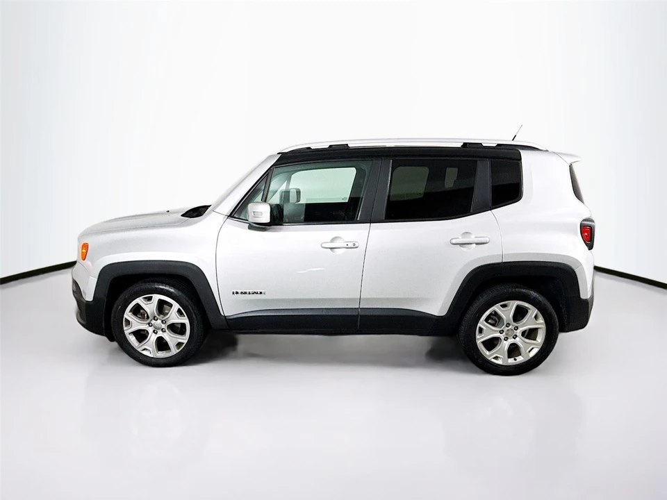 2017 Jeep Renegade - Image 26 of 31