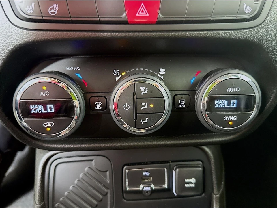 2017 Jeep Renegade - Image 14 of 31