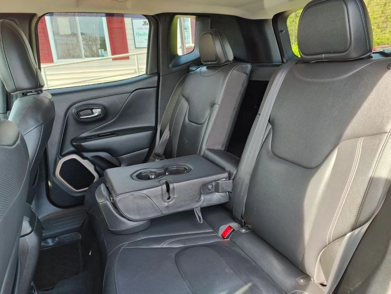 2017 Jeep Renegade - Image 10 of 12