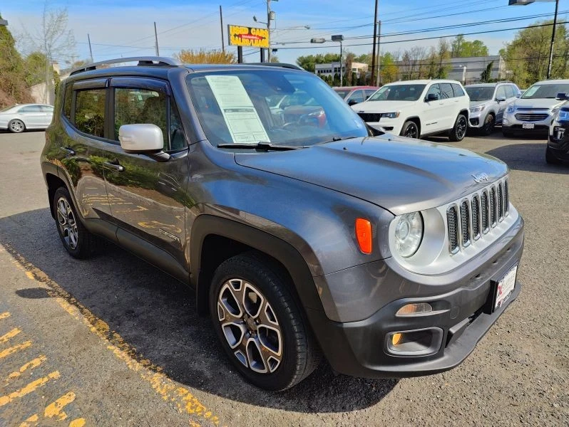 2017 Jeep Renegade - Image 4 of 12