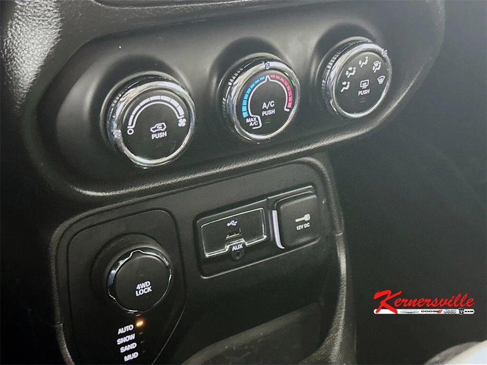 2017 Jeep Renegade - Image 20 of 21