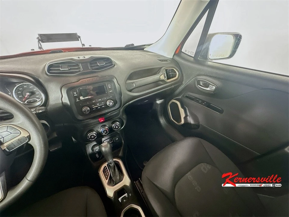 2017 Jeep Renegade - Image 12 of 21