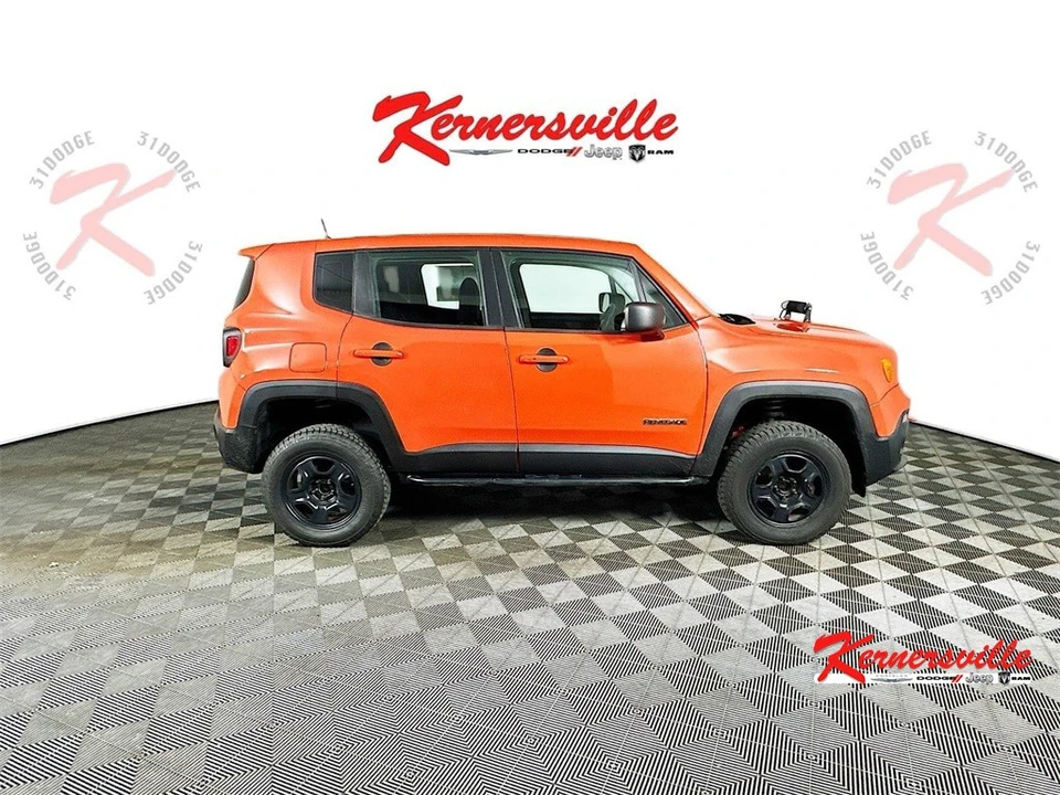 2017 Jeep Renegade - Image 8 of 21