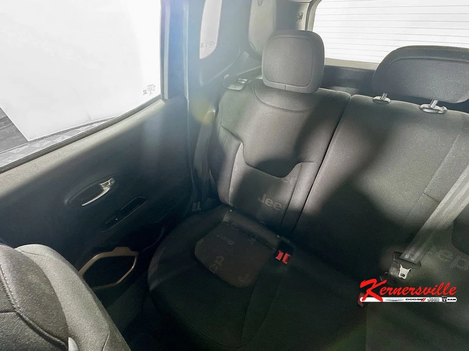 2017 Jeep Renegade - Image 12 of 21