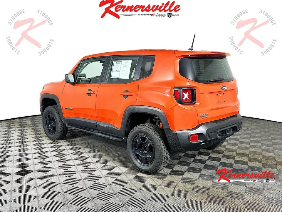 2017 Jeep Renegade - Image 5 of 21