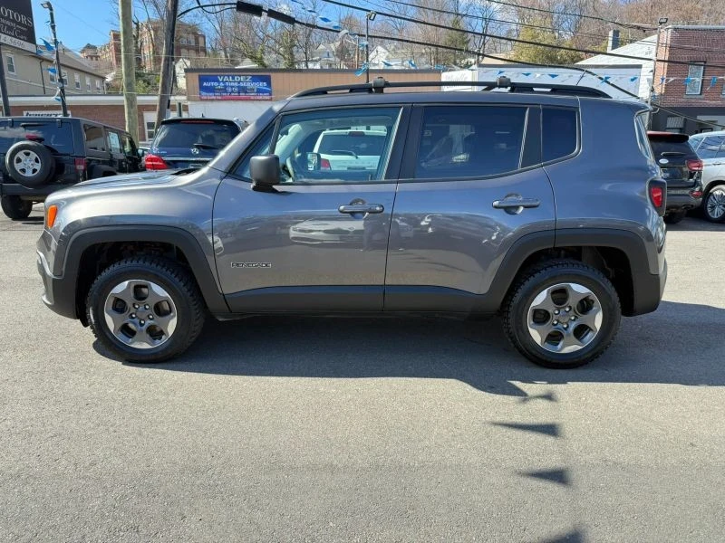 2017 Jeep Renegade - Image 4 of 12