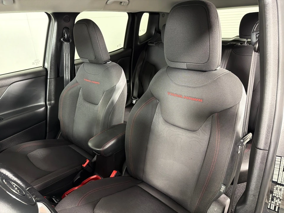 2017 Jeep Renegade - Image 13 of 21