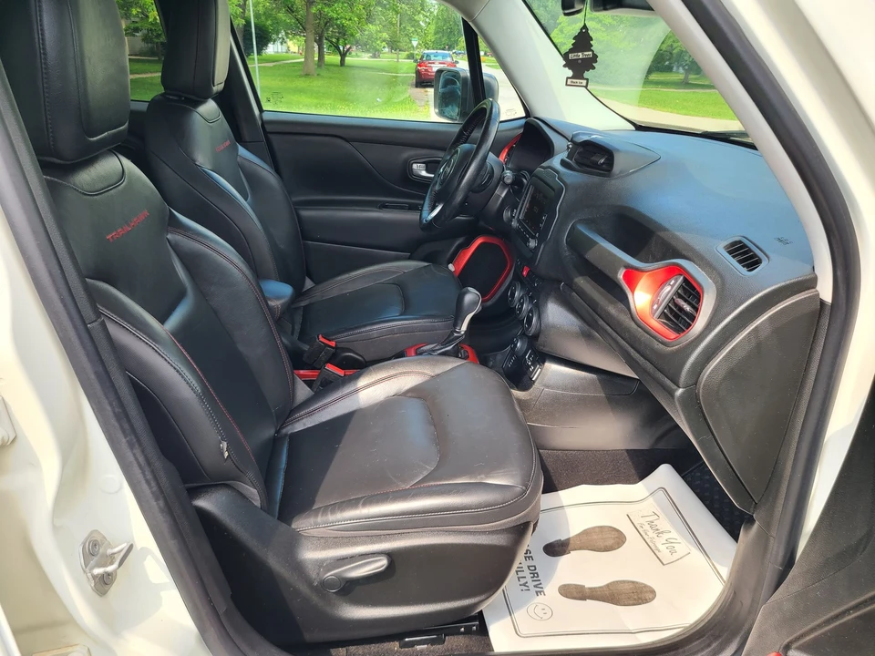 2017 Jeep Renegade - Image 16 of 21